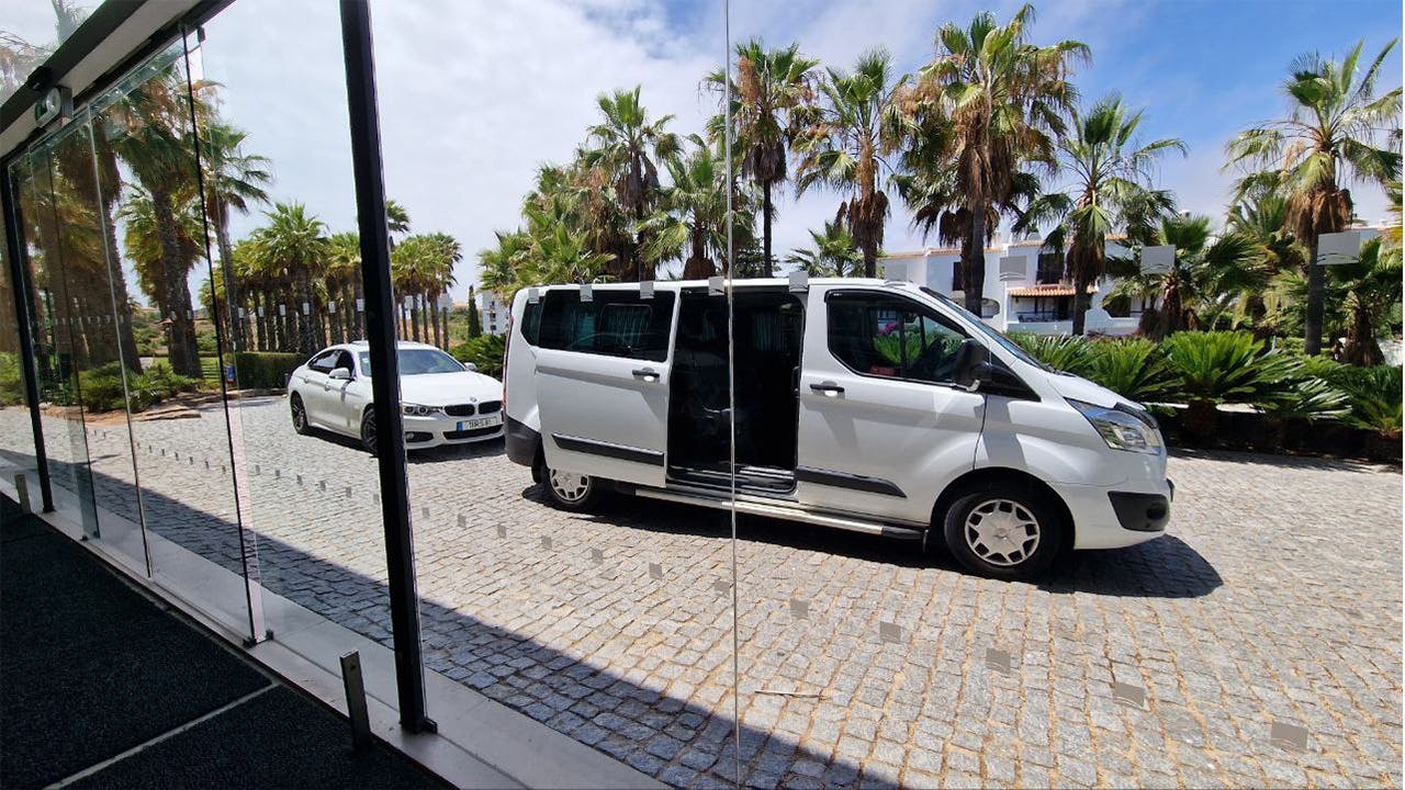 Private transfers between Faro airport and Alcácer do Sal