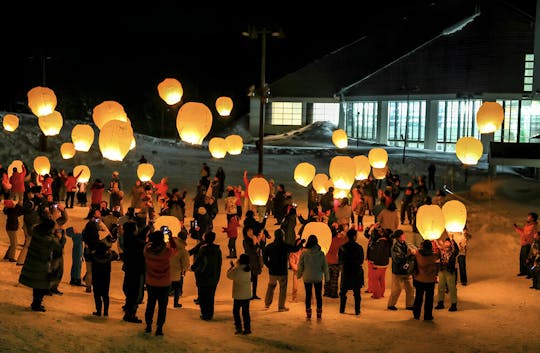 2-Day Skiing and Sky Lantern Experience in Tsunan