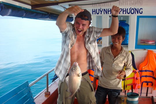 South Phu Quoc fishing and snorkeling tour with lunch