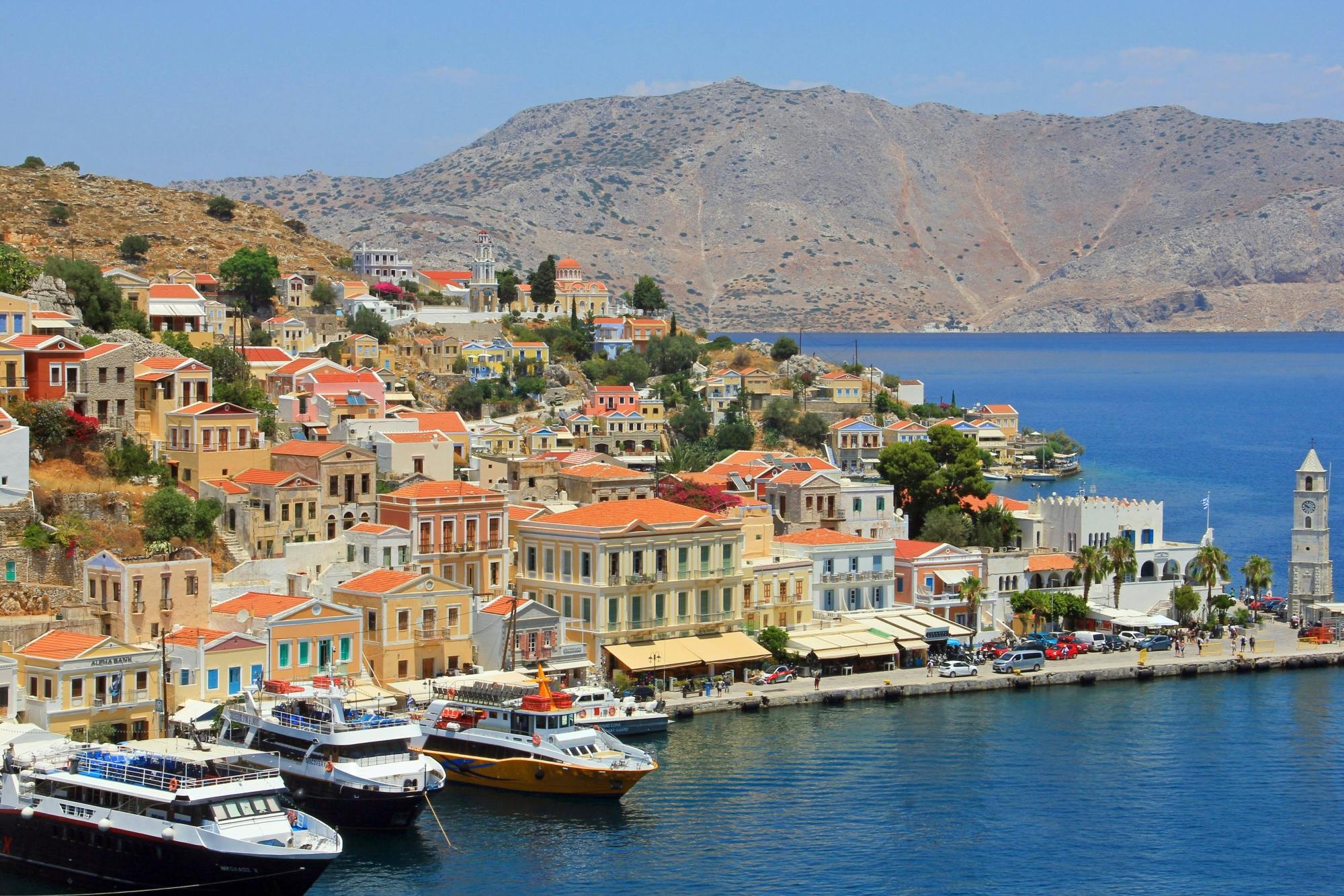 Crucero y excursión por la isla de Symi desde Rodas con parada para nadar