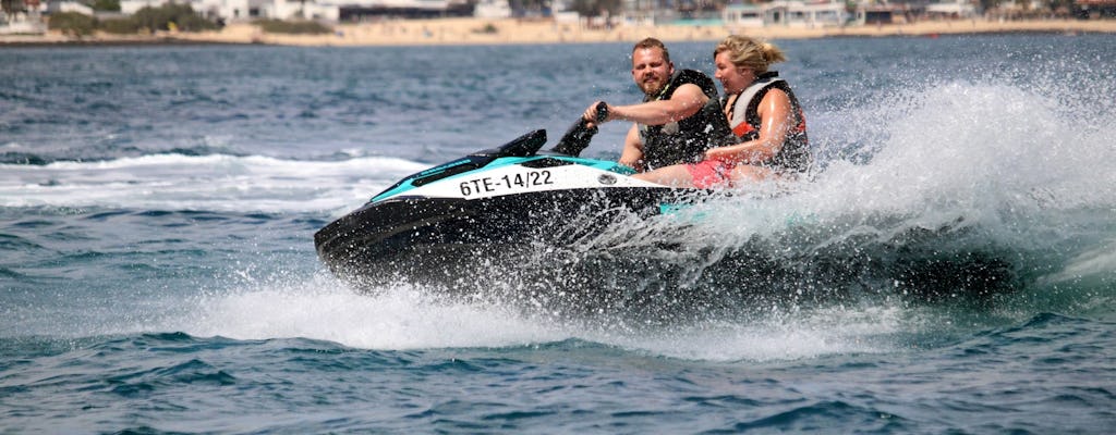 Passeio guiado de jet-ski em grupo pequeno em Fuerteventura