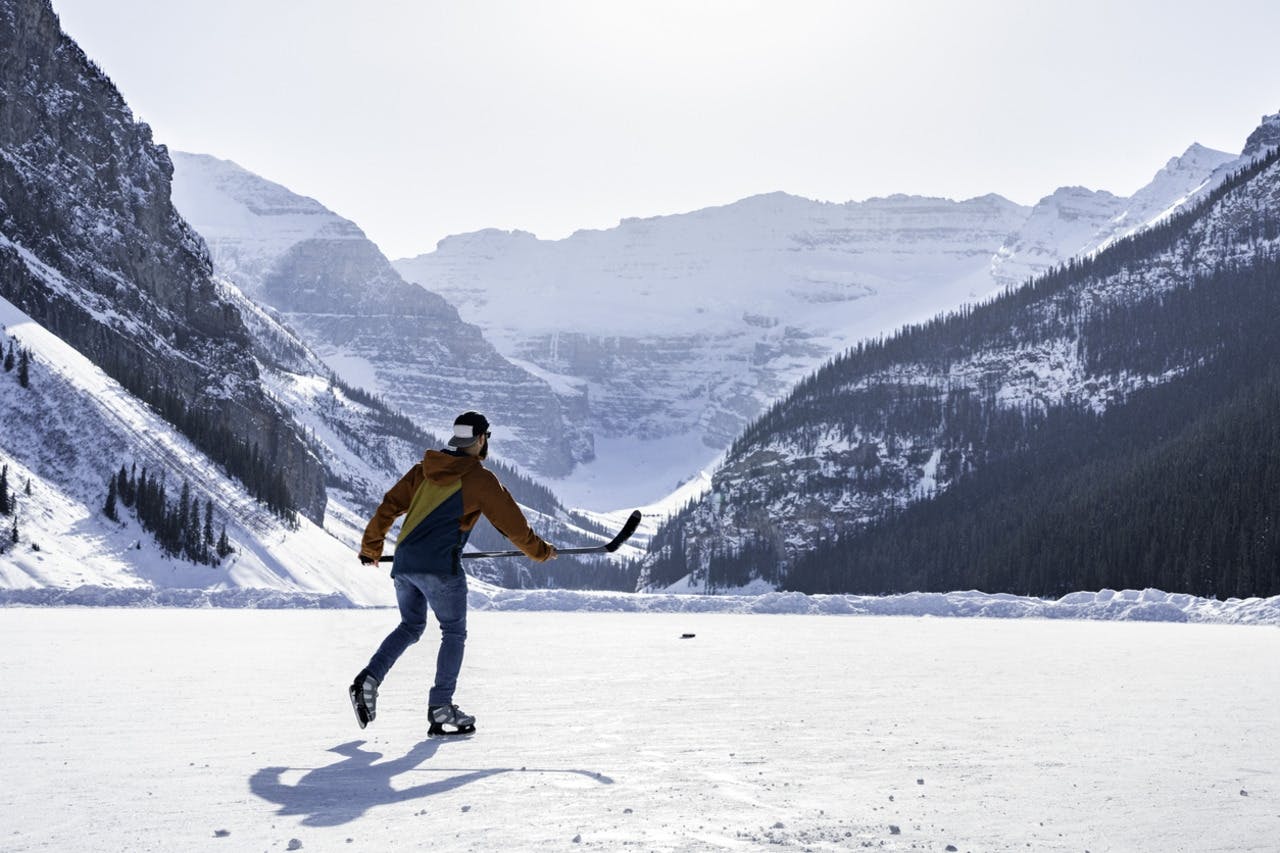 Lake Louise and Johnston Canyon Tour