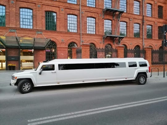 Visite de la vie nocturne de Varsovie en limousine privée