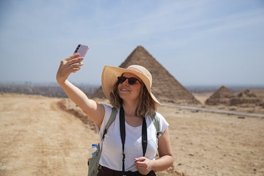 Full-Day Tour of Cairo in Polish from Hurghada with Lunch