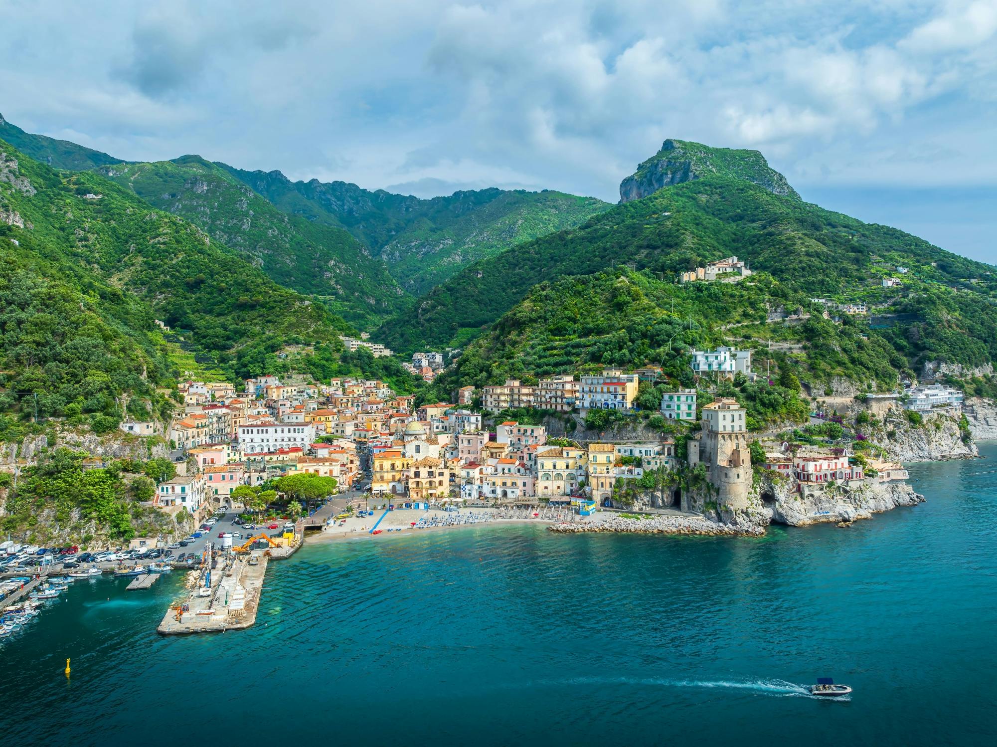 Full-day guided tour of Amalfi and Cetara with boat ride