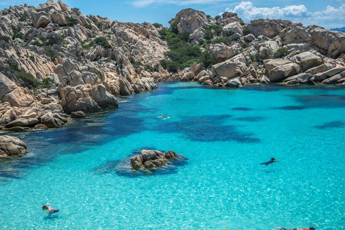 Escursione di un giorno in barca a vela nell'Arcipelago della Maddalena da Cannigione