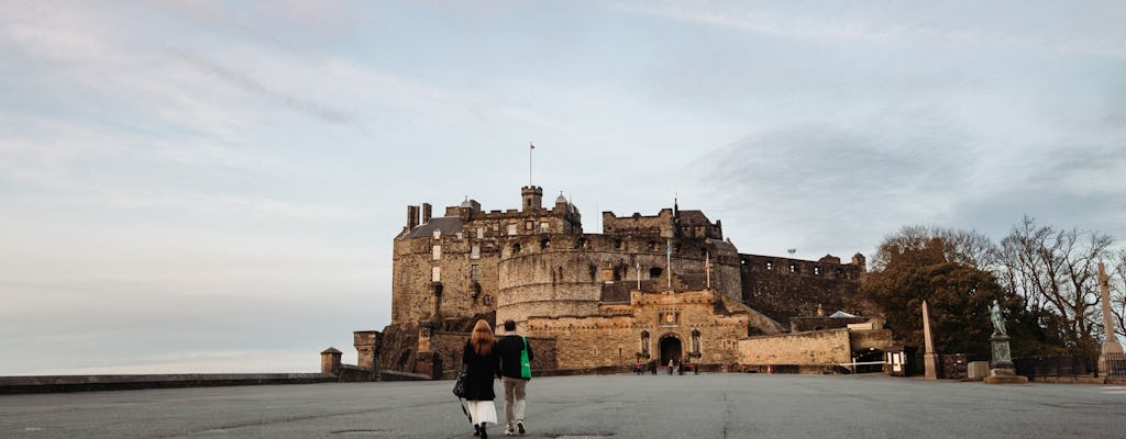 Edinburgh Castle guided tour with early VIP access