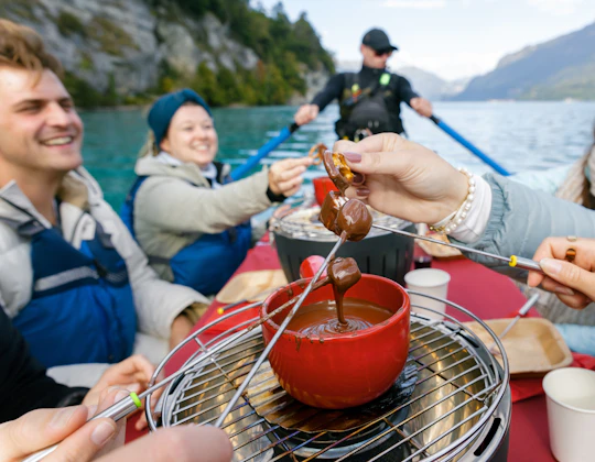 Float Tour with Chocolate Fondue Tasting in Interlaken