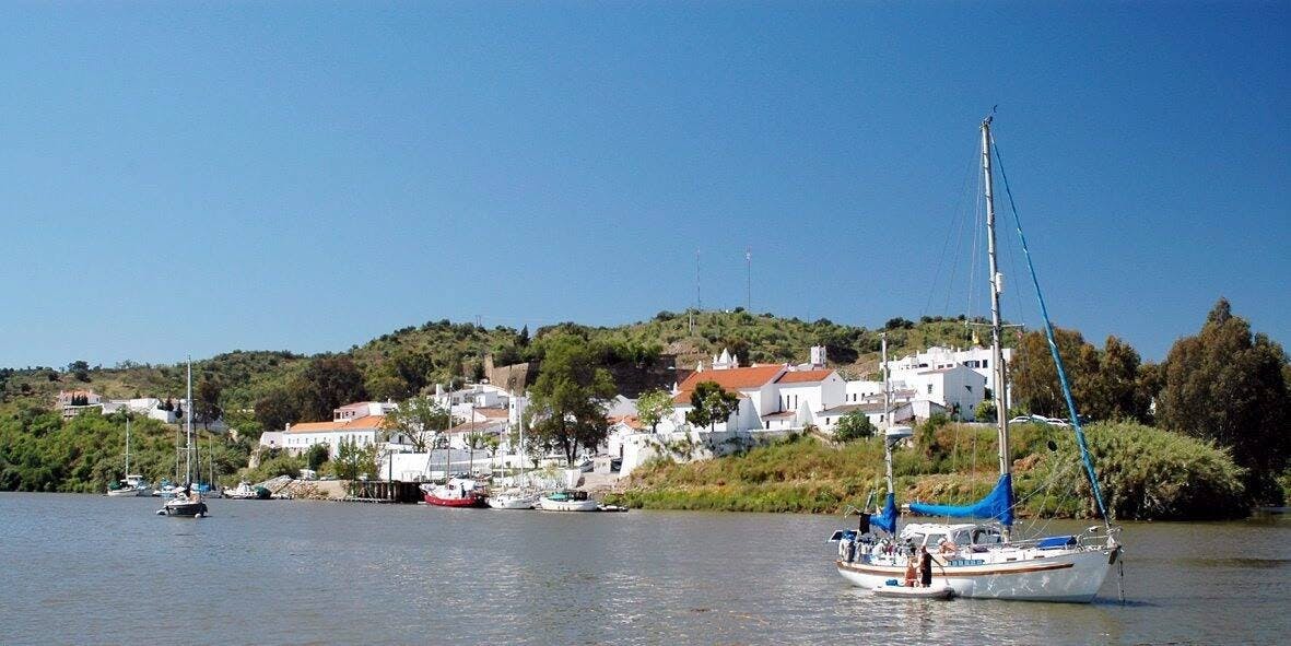 Guadiana River Boat Cruise & Alcoutim Village Tour