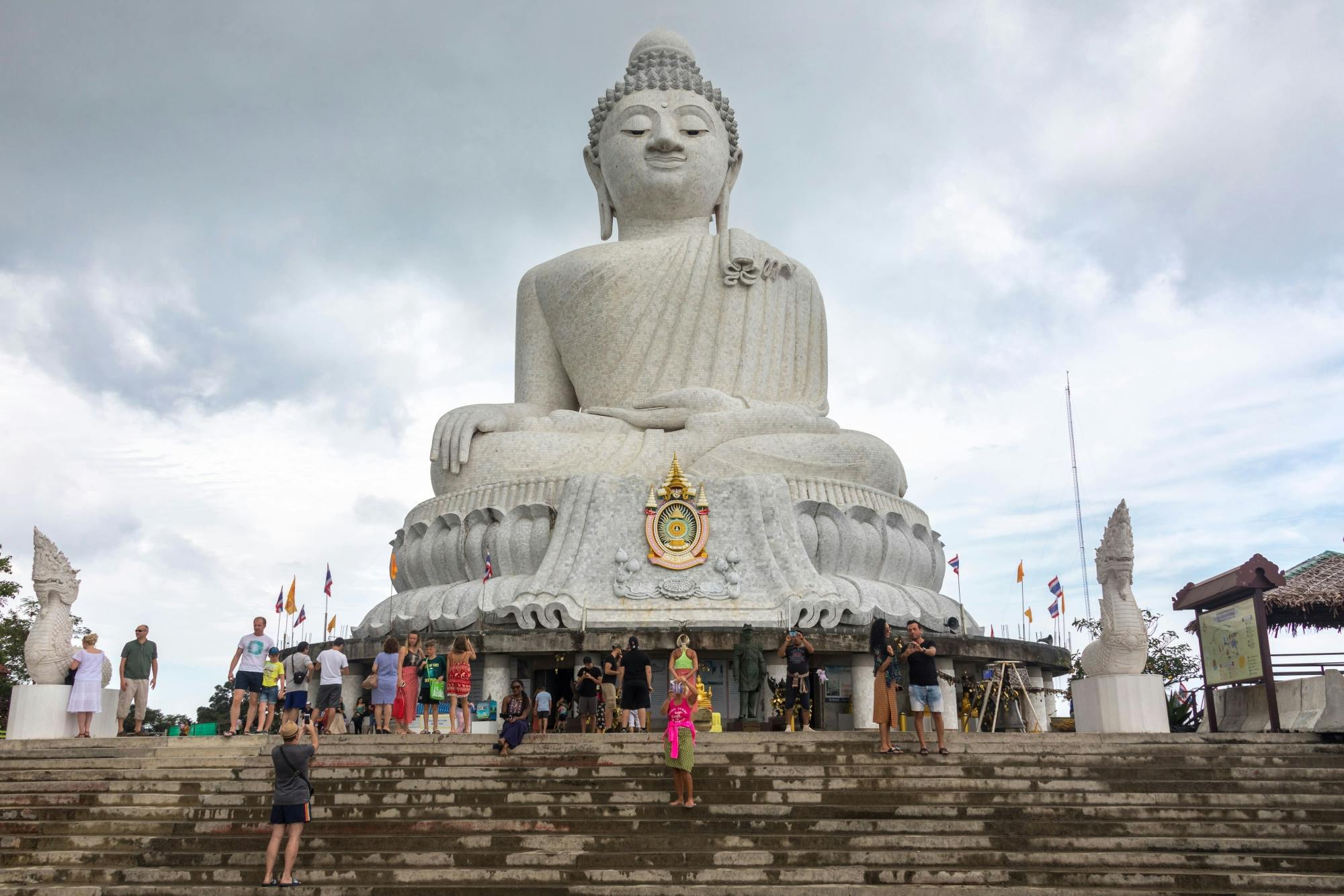 Phuket full-day guided tour with fishery visit and seafood lunch