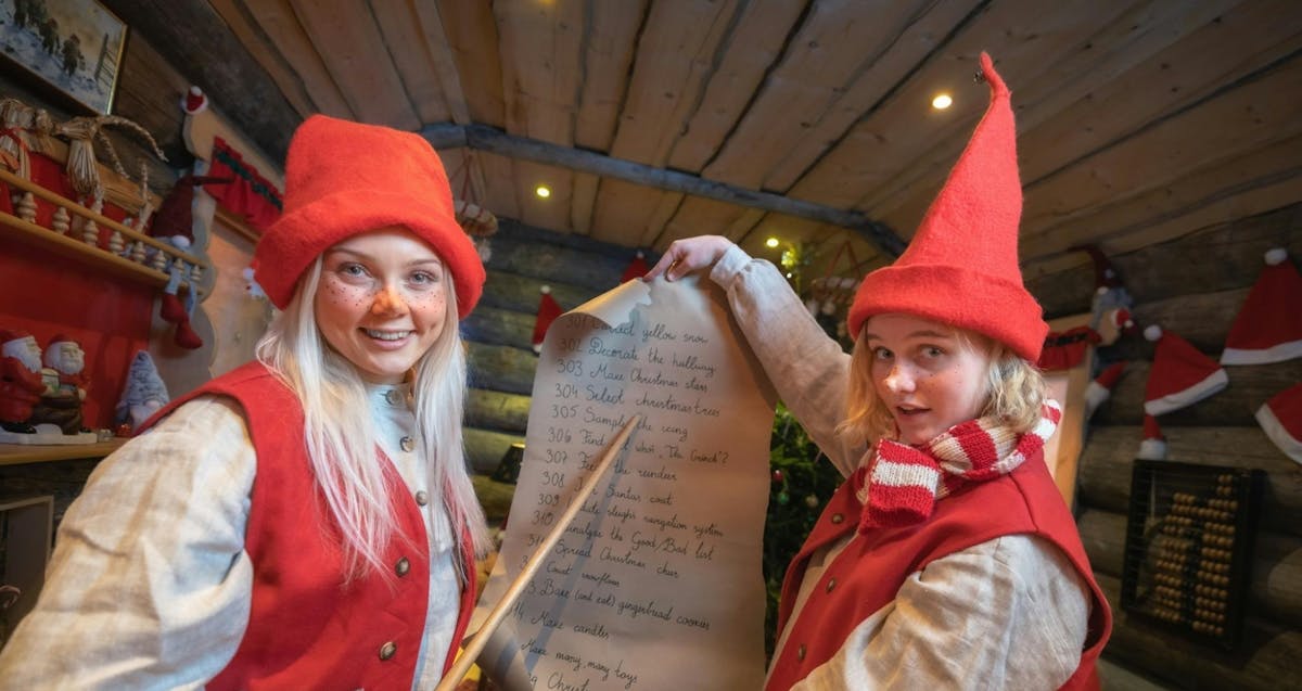 Tour dell'Accademia del Cappello da Elfo nel Villaggio di Babbo Natale