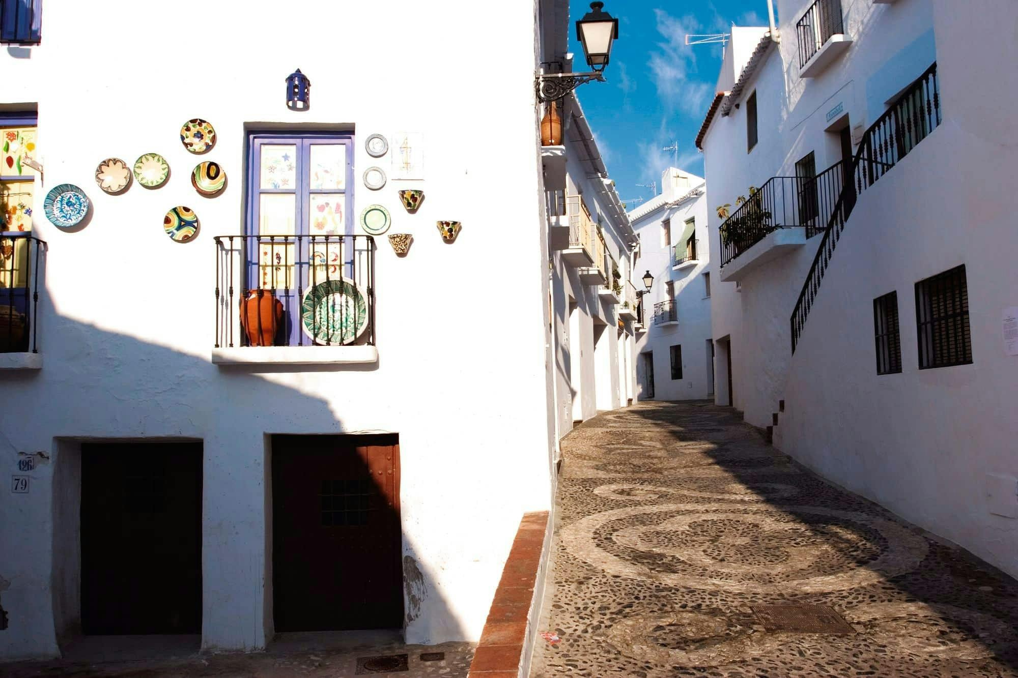 Guided Tour of La Axarquia with Frigiliana and Nerja