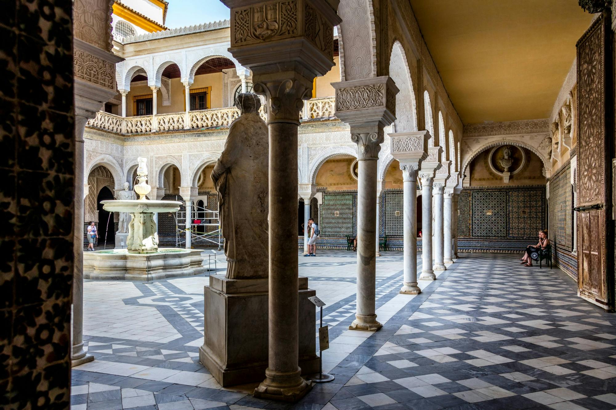 Seville Tour with Cathedral and Casa de Pilatos