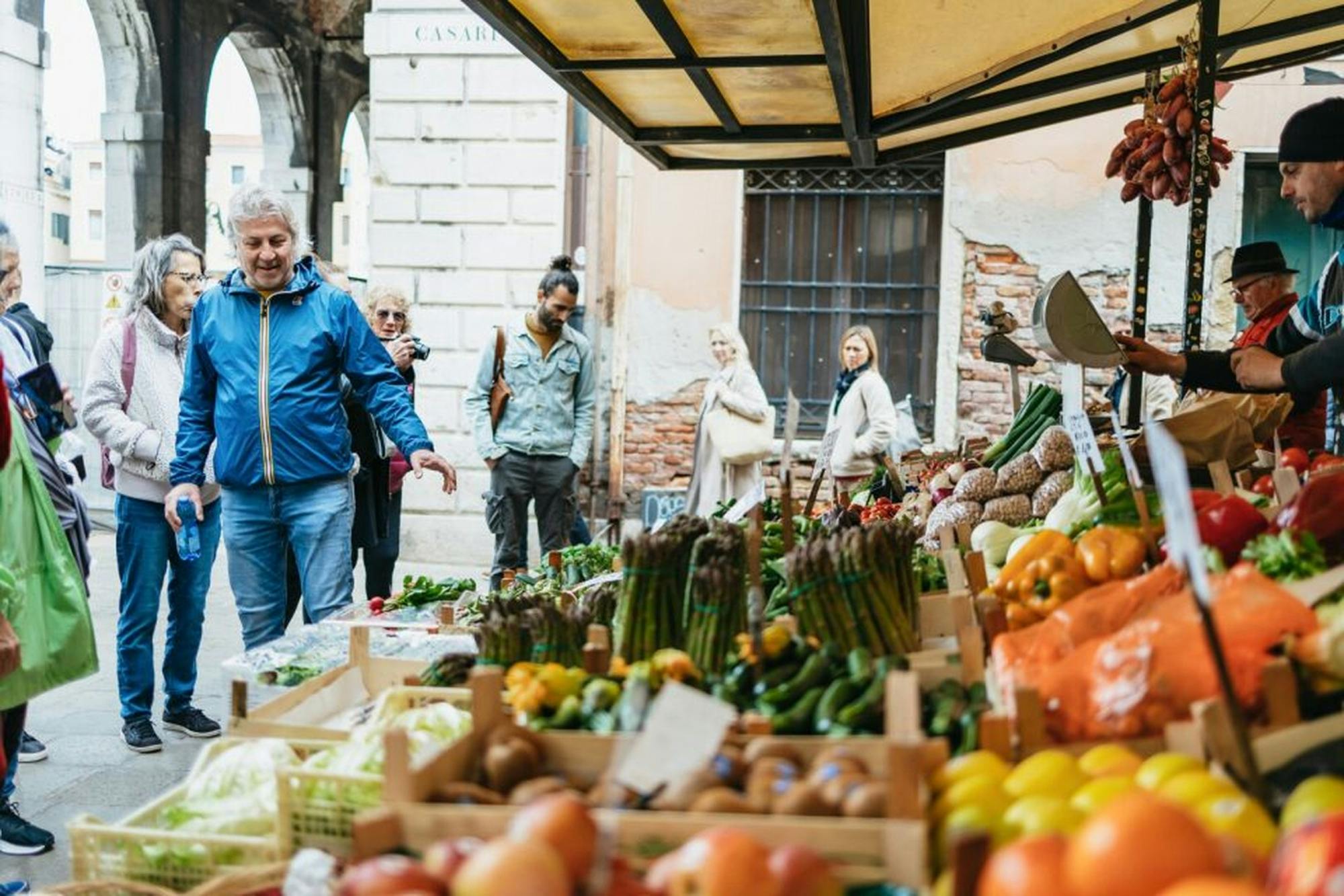 Rialto Market Tour, Cooking Class, and Lunch in Venice