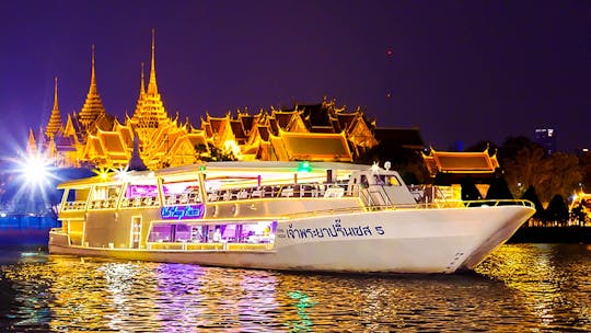 Dinner Cruise on Chao Phraya River in Bangkok