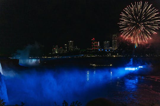 Tagestour zu den Niagarafällen ab New York City