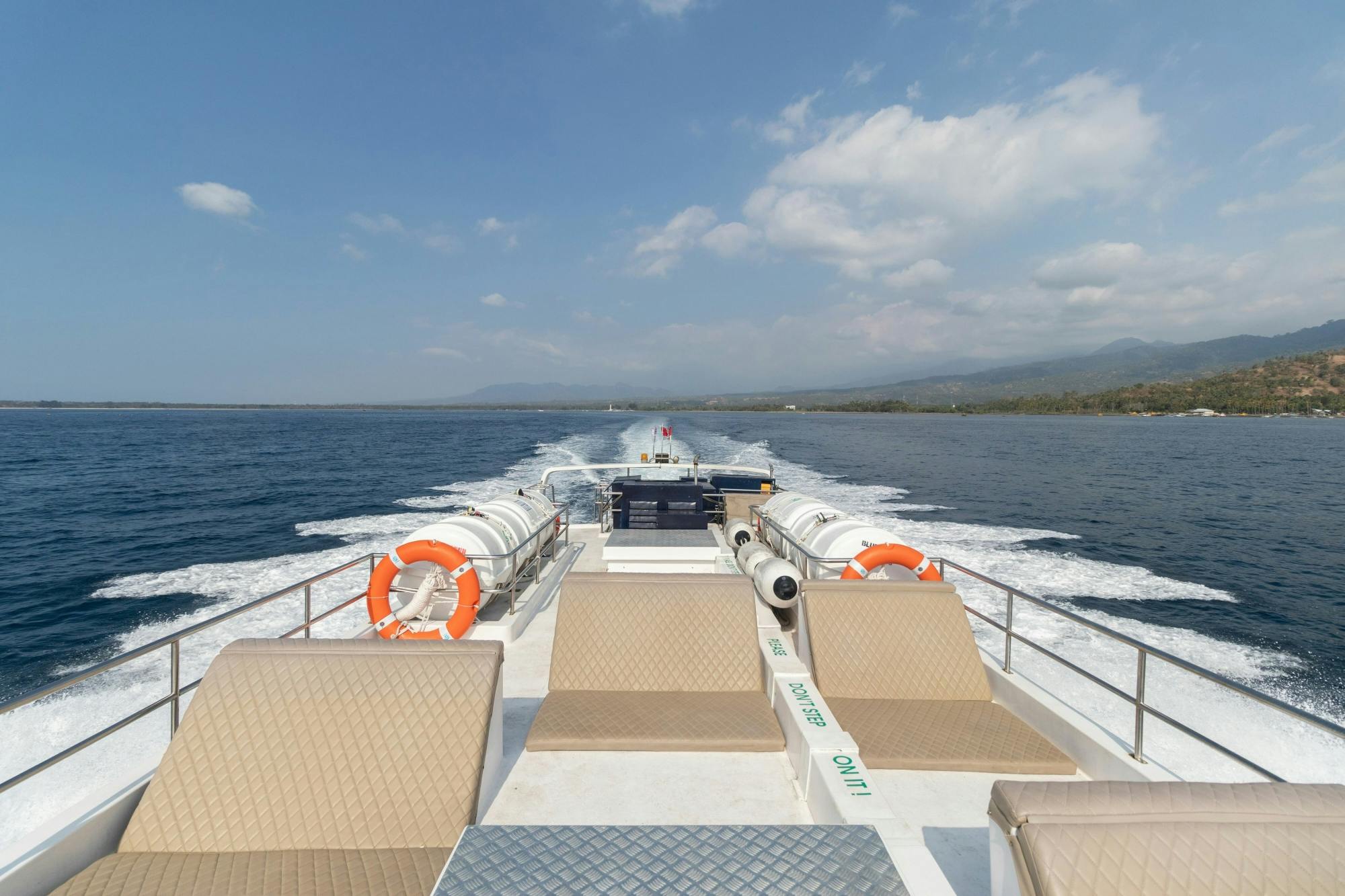 Schnellboot-Ticket von Padang Bai nach Lombok oder Gili Trawangan mit Transfer