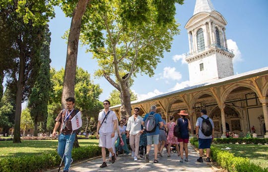 Visita guiada e entrada preferencial para o Palácio de Topkapi e o Harém