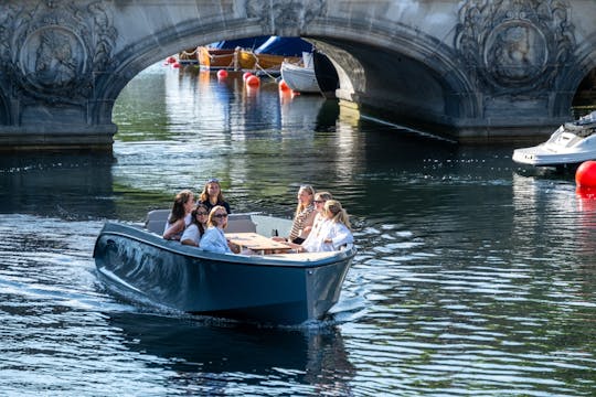 1-hour boat harbour tour in Copenhagen