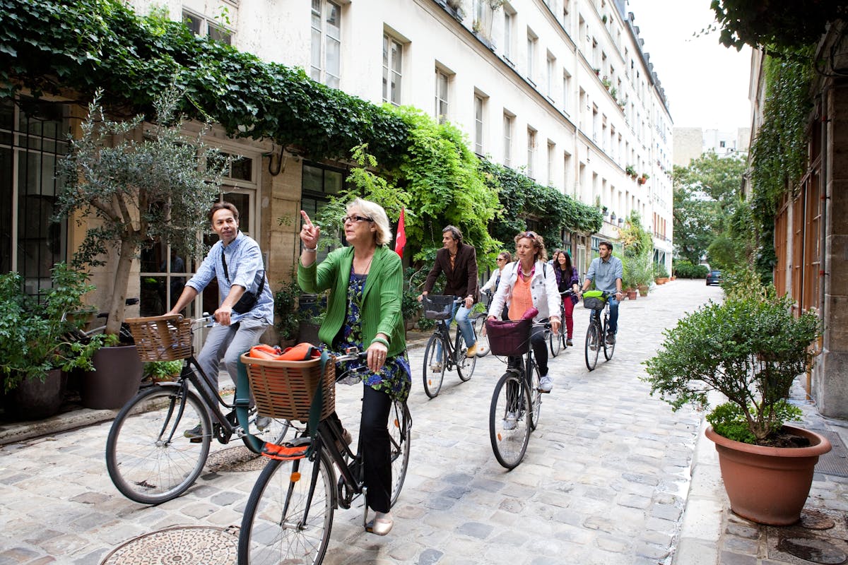 Parijs: Fietstour met gids en proeverij