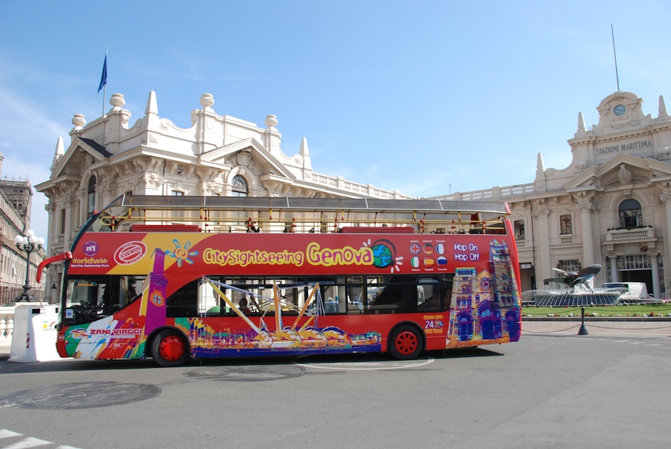 Hop-on hop-off in Genoa Hop-on hop-off in Genoa