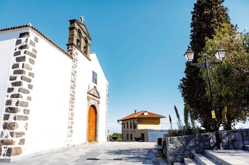 Southern Tenerife sightseeing tour with wine-tasting