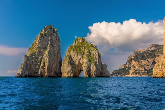 Tour in gozzo d'epoca da Capri