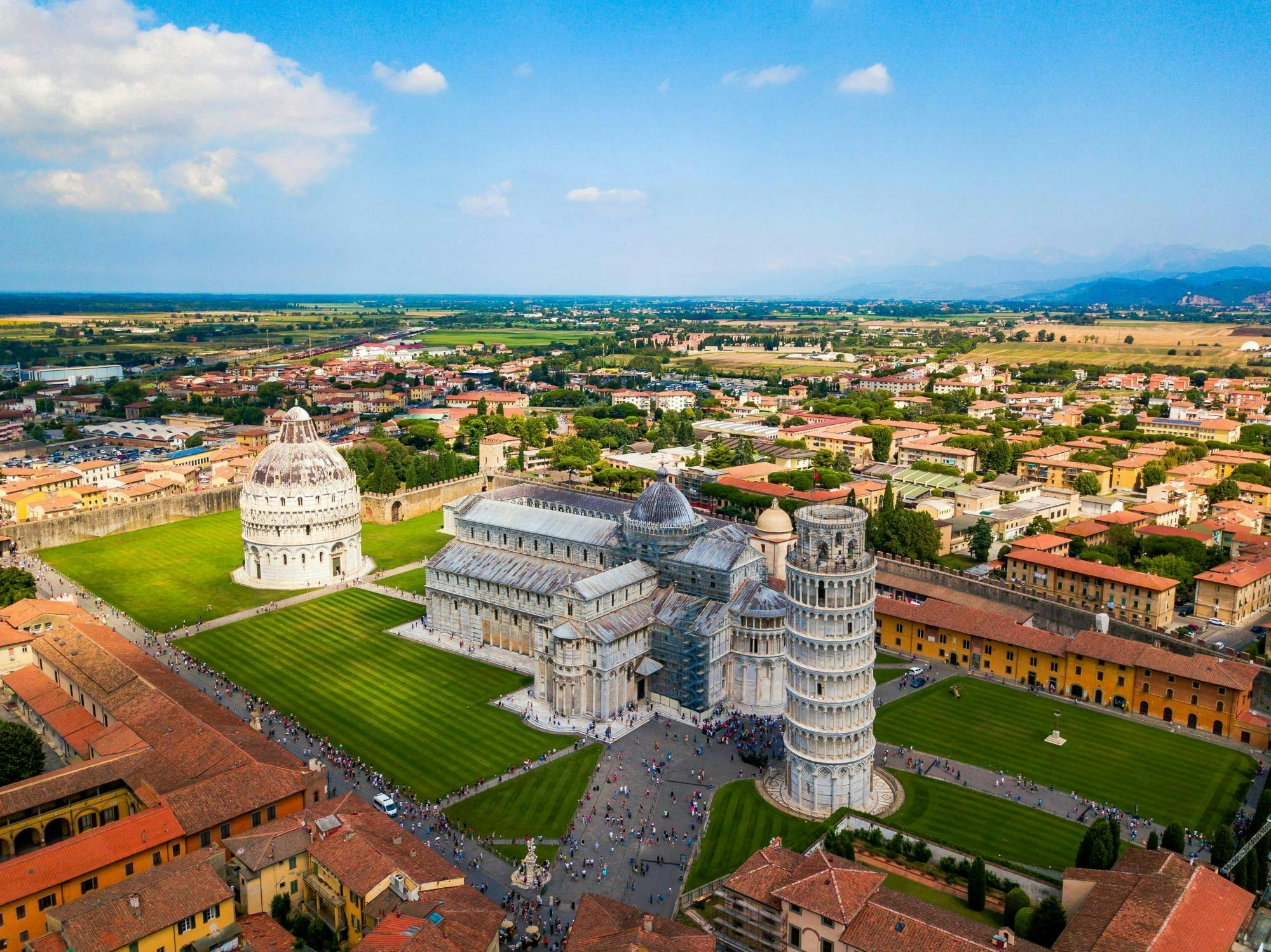 Shore Excursion from Livorno to Pisa and Lucca with City Tour