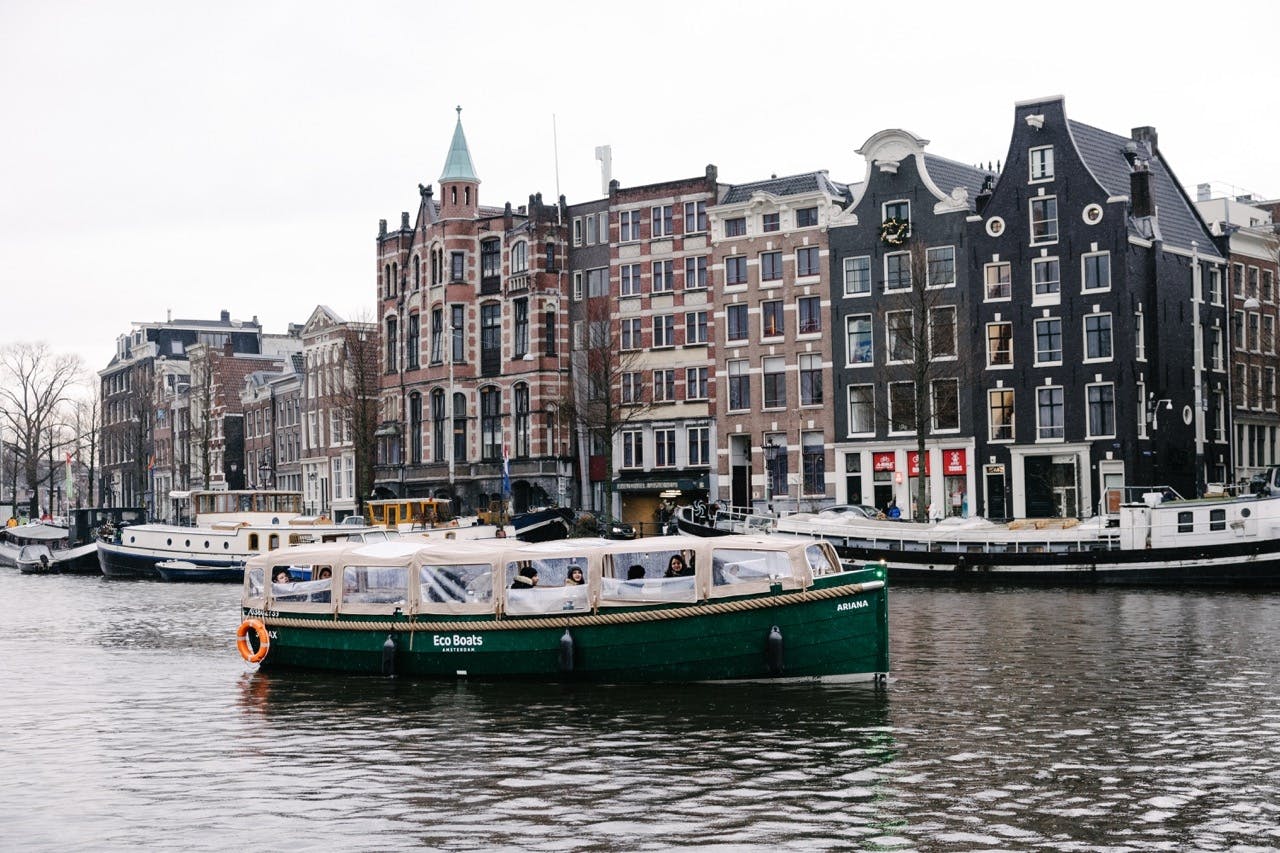 Cruzeiro de 1 hora pelos canais de Amsterdã