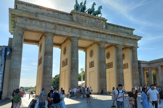 Passeio de bicicleta particular do Zoológico de Berlim até a Alexanderplatz