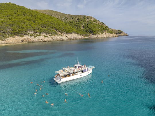 Afternoon Boat Trip Along Cala Ratjada with Refreshments