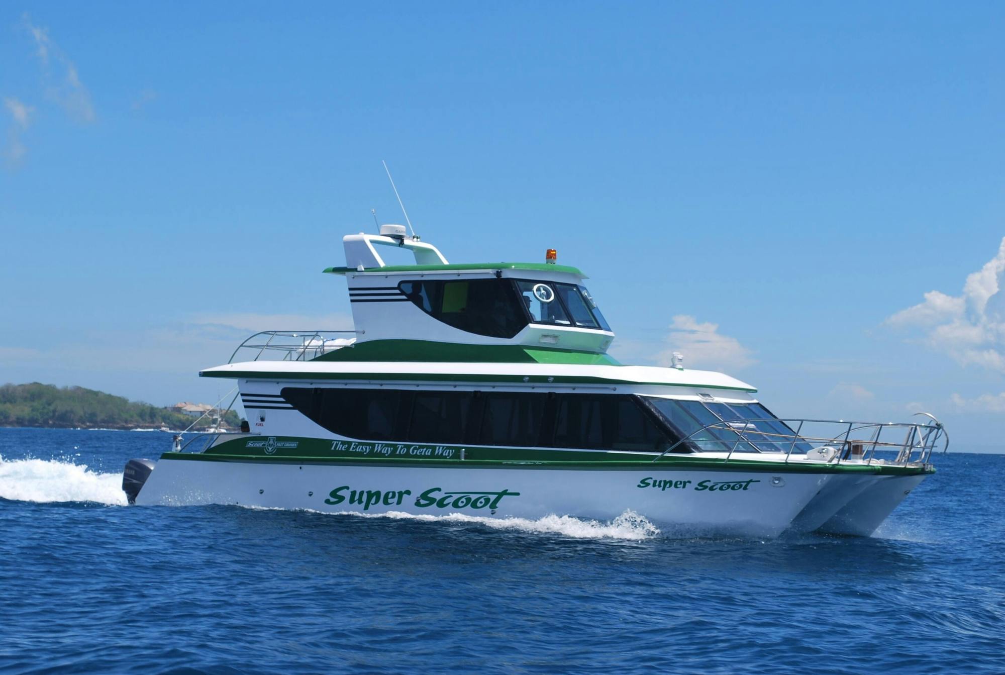 Boat transfer from Sanur to Nusa Lembongan by Scoot Fast Boat