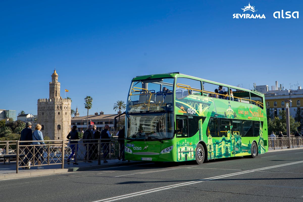 Biglietto per il tour in autobus hop-on hop-off di Siviglia