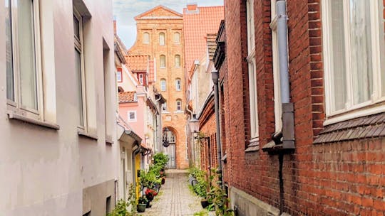 Passeio a pé autoguiado pelo bairro dos marinheiros de Lübeck