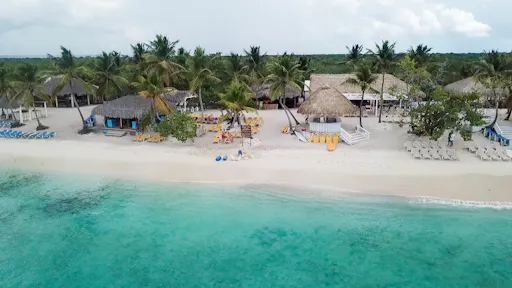 Catalina Island boat tour with snorkelling and Dominican lunch