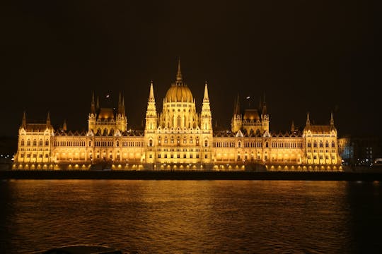 Sunset bicycle tour through Budapest