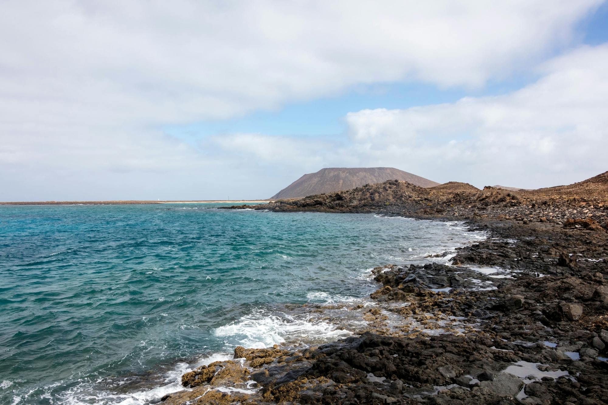 Excursión privada en velero a Fuerteventura para dos personas desde Corralejo