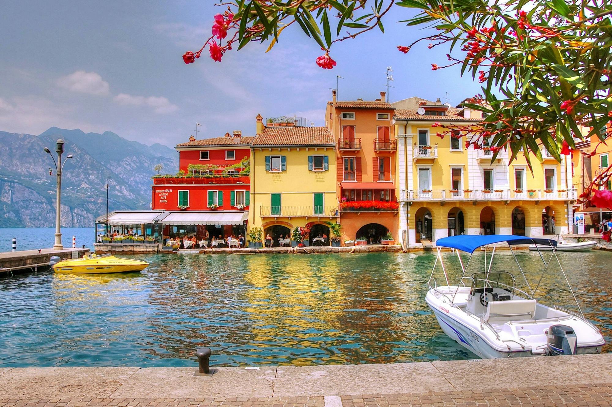 Lake Garda tour with boat trip from southern hotels