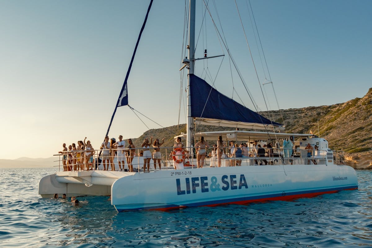 Dagtocht met catamaran op Mallorca