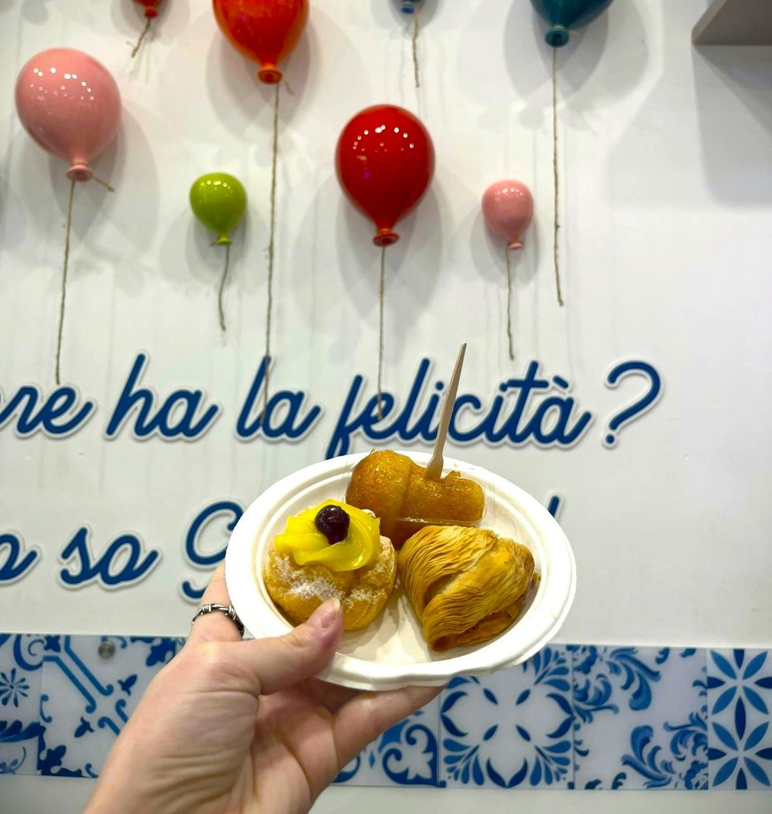 Naples street food experience in the historic center