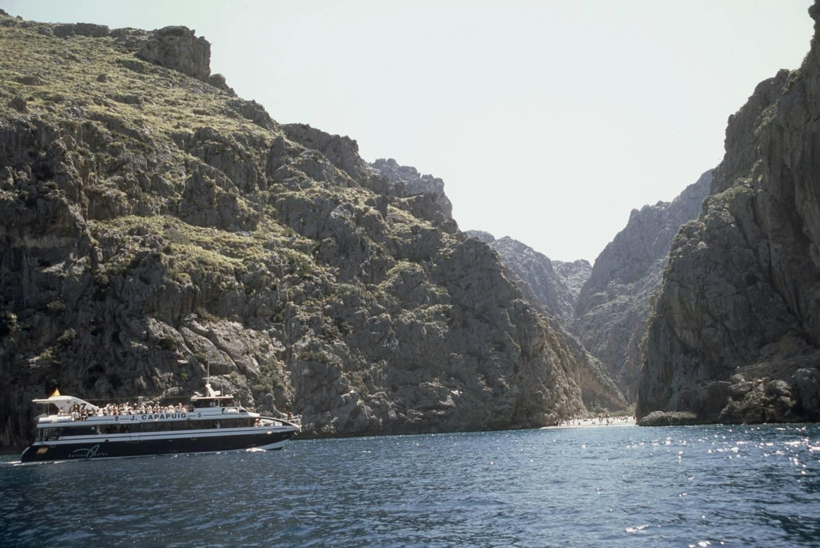 Wycieczka łodzią z portu Soller do Sa Calobra