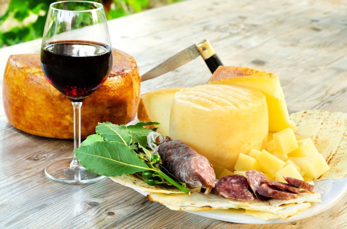 Begeleide proeverij van Sardijnse lekkernijen op het gebied van eten en drinken
