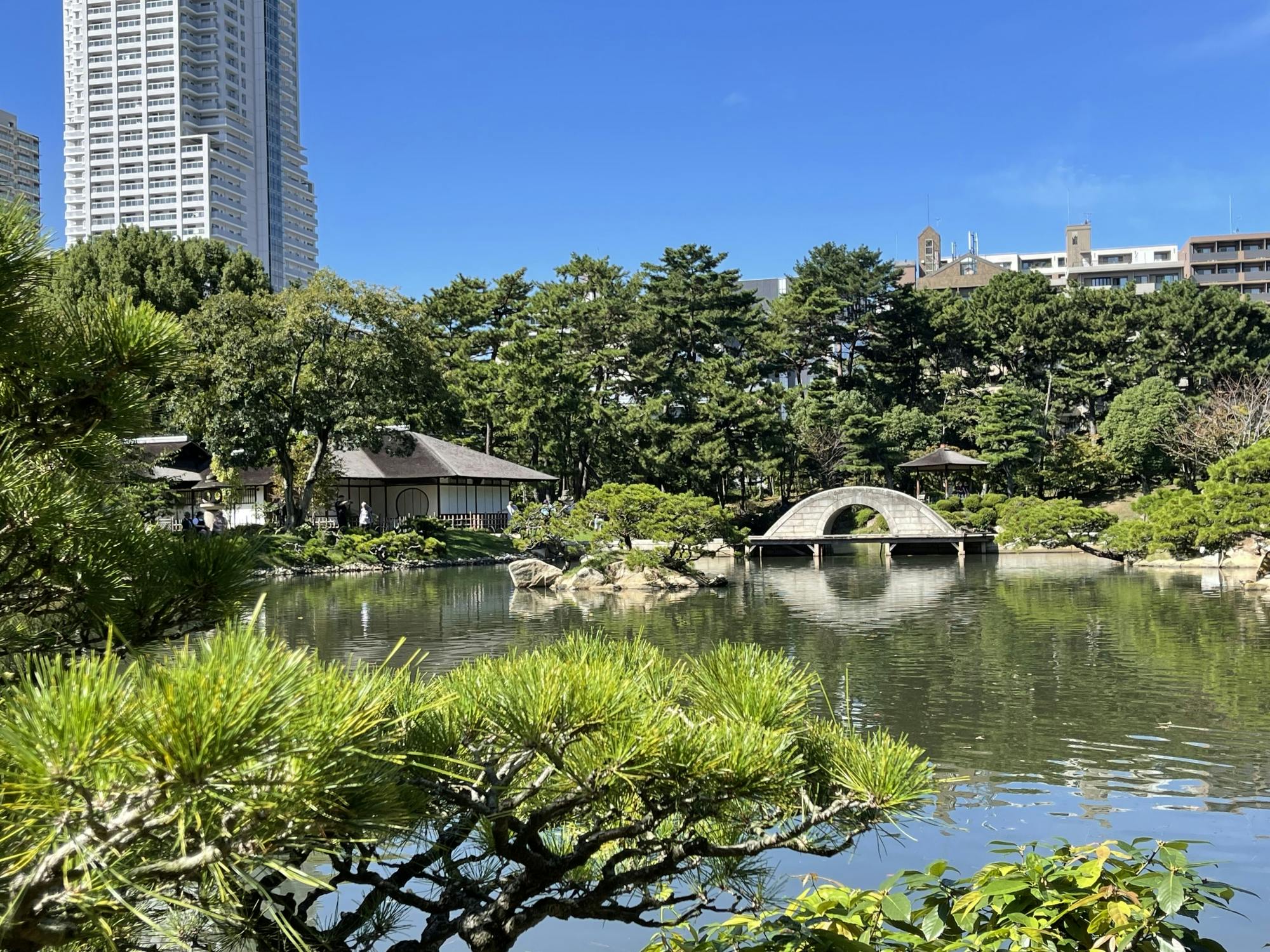 2-hour private morning tour of Hiroshima city highlights