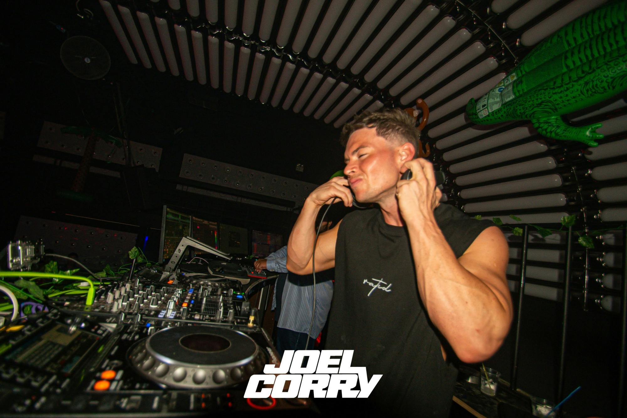 Scene Joel Corry DJ show at Rescue Club in Zante