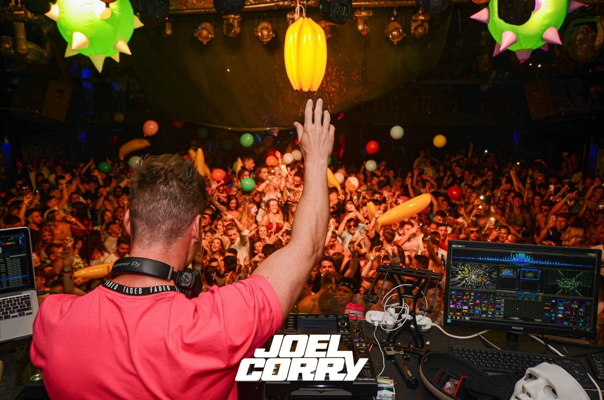 Scene Joel Corry DJ show at Rescue Club in Zante