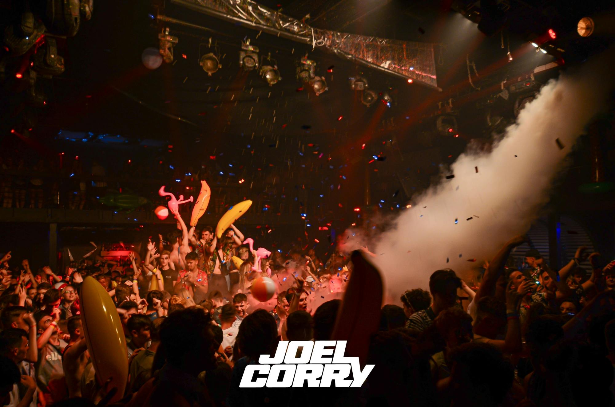 Scene Joel Corry DJ show at Rescue Club in Zante