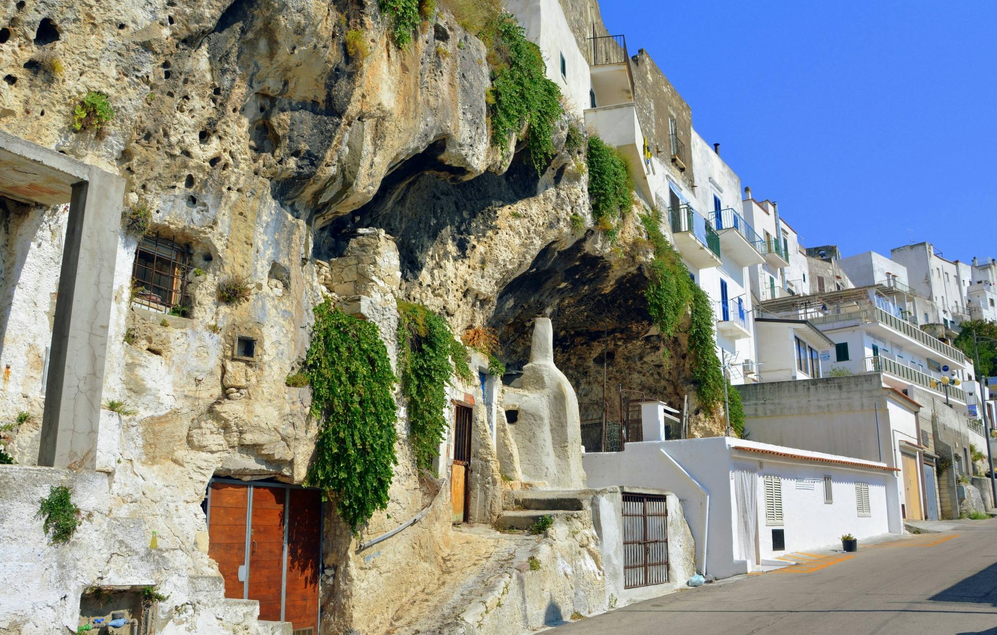 Matera Tour with Cave Homes and Local Food Tasting