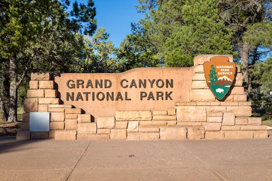 Zelfrijdende, wandel- en shuttletour langs de zuidrand van de Grand Canyon