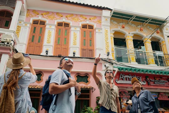 Excursão guiada de dia inteiro em Phuket com visita à pesca e almoço com frutos do mar