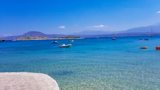 Crucero en catamarán desde el puerto de Souda, al oeste de Creta